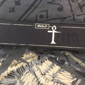 Kat Von D Serpentina Palette